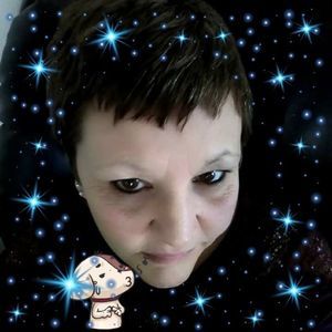 Meet your Posher, Suzanne